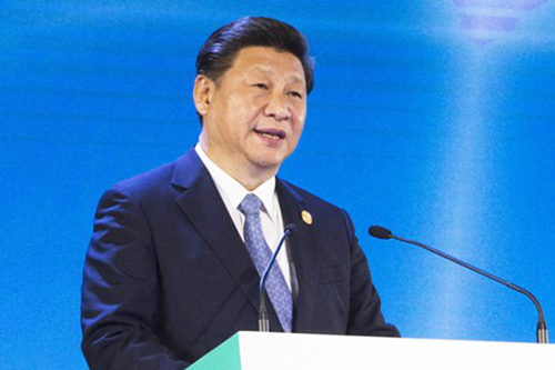 新华社照片,马尼拉,2015年11月18日 习近平出席亚太经合组织工商领导人峰会并发表主旨演讲 11月18日,国家主席习近平在菲律宾马尼拉出席亚太经合组织工商领导人峰会并发表主旨演讲。 新华社记者 李学仁 摄